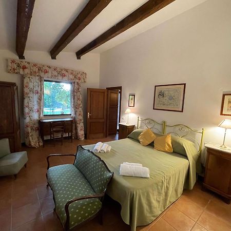 Castello Santa Cristina Villa Grotte di Castro ภายนอก รูปภาพ