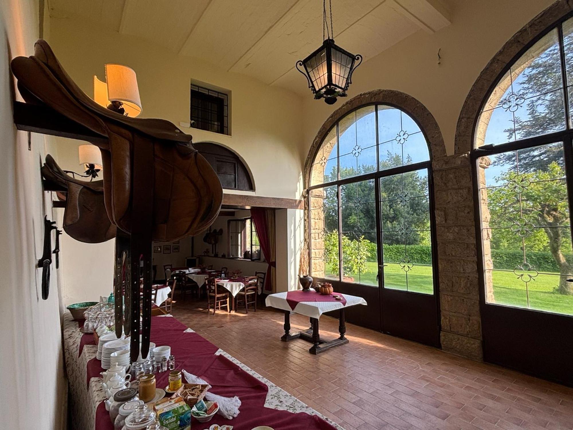 Castello Santa Cristina Villa Grotte di Castro ภายนอก รูปภาพ